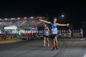 BIB: 1929
                            <button type="button" onclick="openModal(22812627)" class="btn btn-primary btn-sm float-right btn-popup" data-toggle="modal" data-target=".modal-high-quality">
                        <i class="fas fa-shopping-cart"></i> Add to Cart
                    </button>
                                            <button type="button" onclick="isThisMe(22812627, true)" class="btn btn-success btn-sm float-right btn-popup btn-isme hidden" data-toggle="tooltip" data-placement="bottom" title="นี่คือรูปของคุณใช่ไหม คลิกที่นี่เพื่อเอาเข้าอัลบั้ม">
                        <i class="fas fa-plus"></i> Add to album
                    </button>
                    <button type="button" onclick="isThisMe(22812627, false)" class="btn btn-warning btn-sm float-right btn-popup btn-isnotme hidden">
                        <i class="fas fa-ban"></i> Remove from album
                    </button>